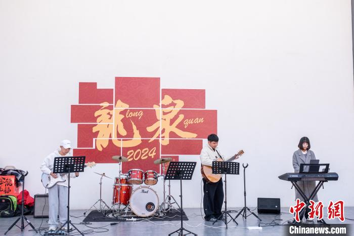 蓝狮平台官方:“剑瓷之都”统战力量引“人才活水” 打造“青爱龙城”